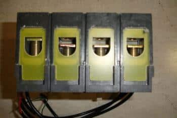 General Electric D250 Circuit Breaker - Image 4