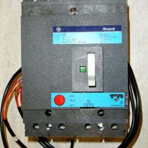 General Electric D250 Circuit Breaker