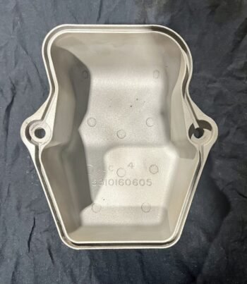 MTU X53605500001 Valve Cover