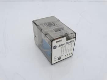 Allen Bradley 700-HA32Z24 Relay Base